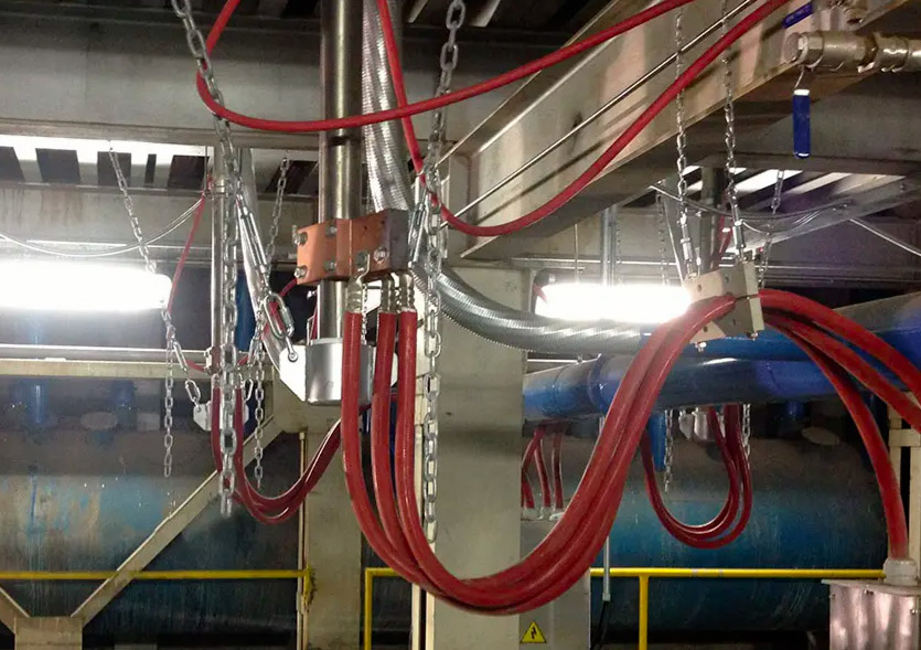 Cosses d'électrodes sur fours verriers